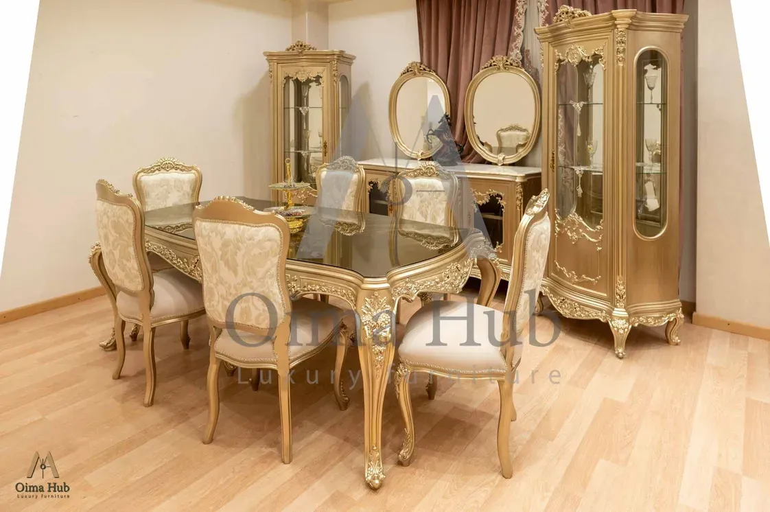 Classic Dining Room - Image 1