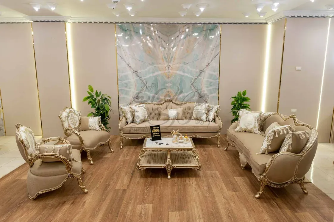 Neo-Classic Salon - Image 1