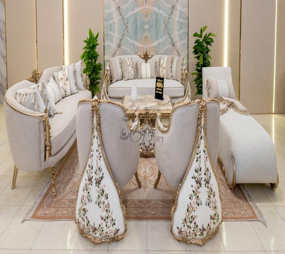 New Classic Salon - Image 1
