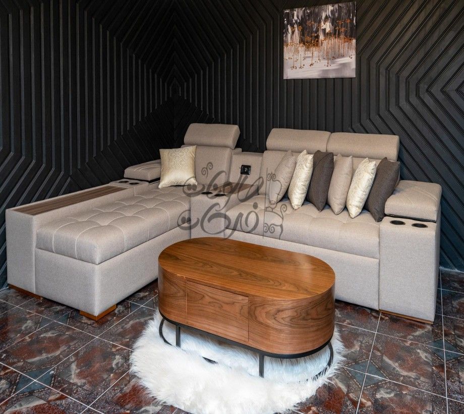 Modern Corner - Image 1