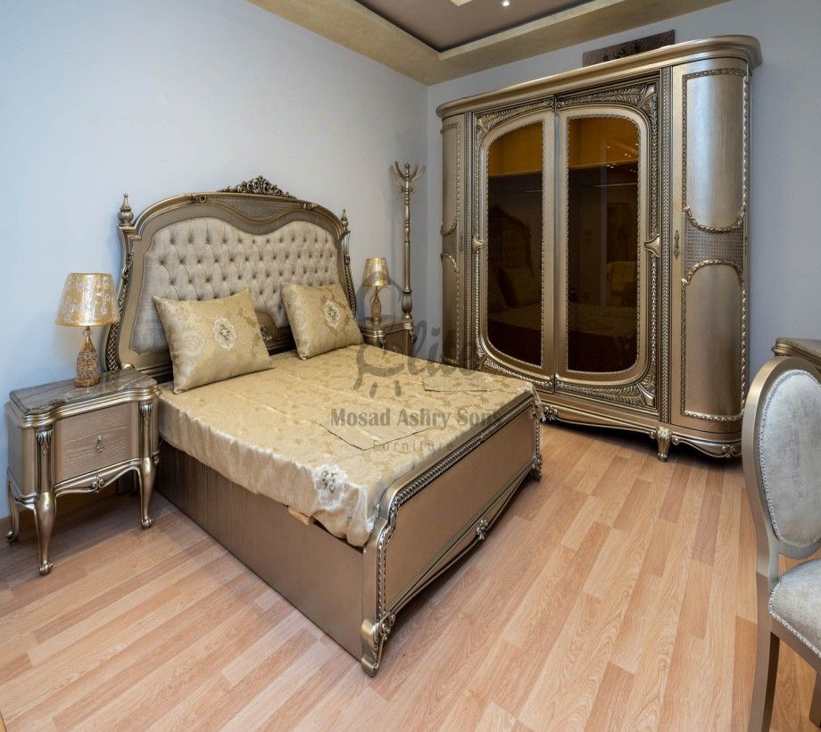 Classic Bedroom - Image 1