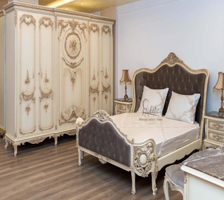 Classic Bedroom - Image 1