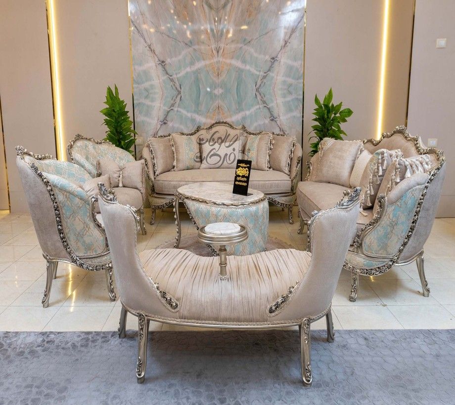 New Classic Salon - Image 1