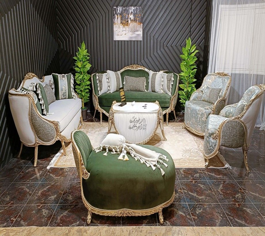 New Classic Salon - Image 1