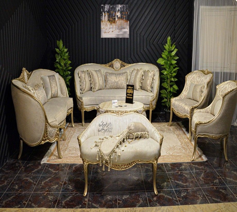 New Classic Salon - Image 1