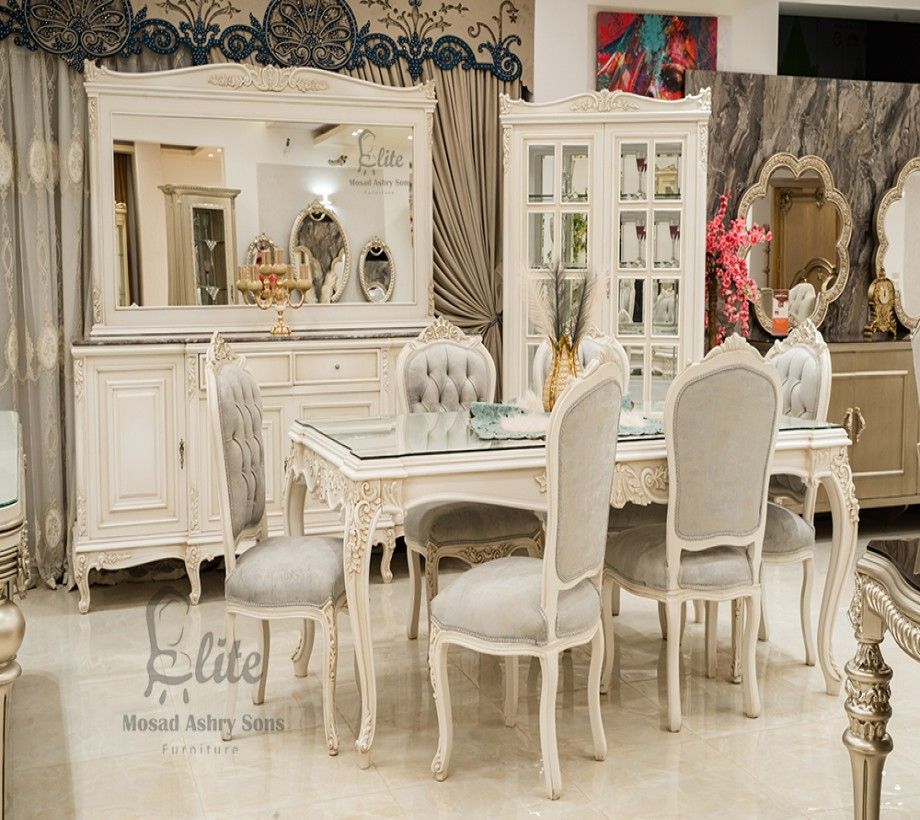 Classic Dining Room - Image 1