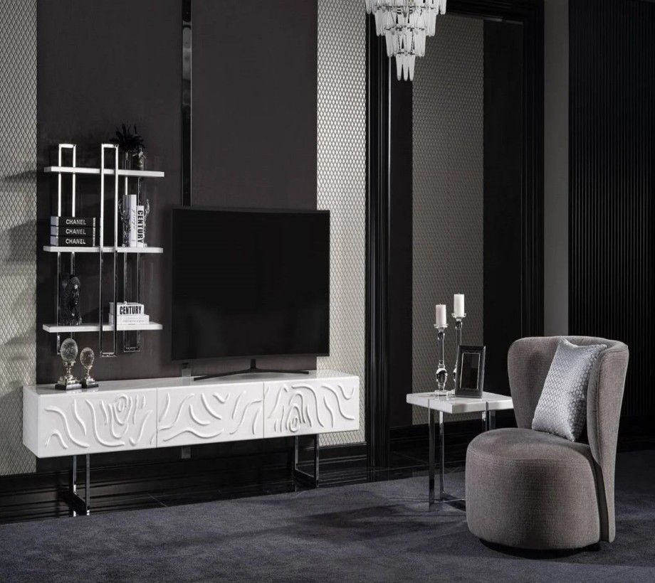 TV Table - Image 1