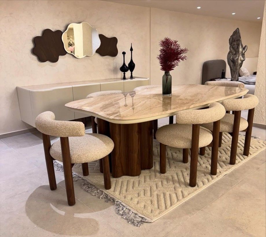 Modern Dining Room - Image 1