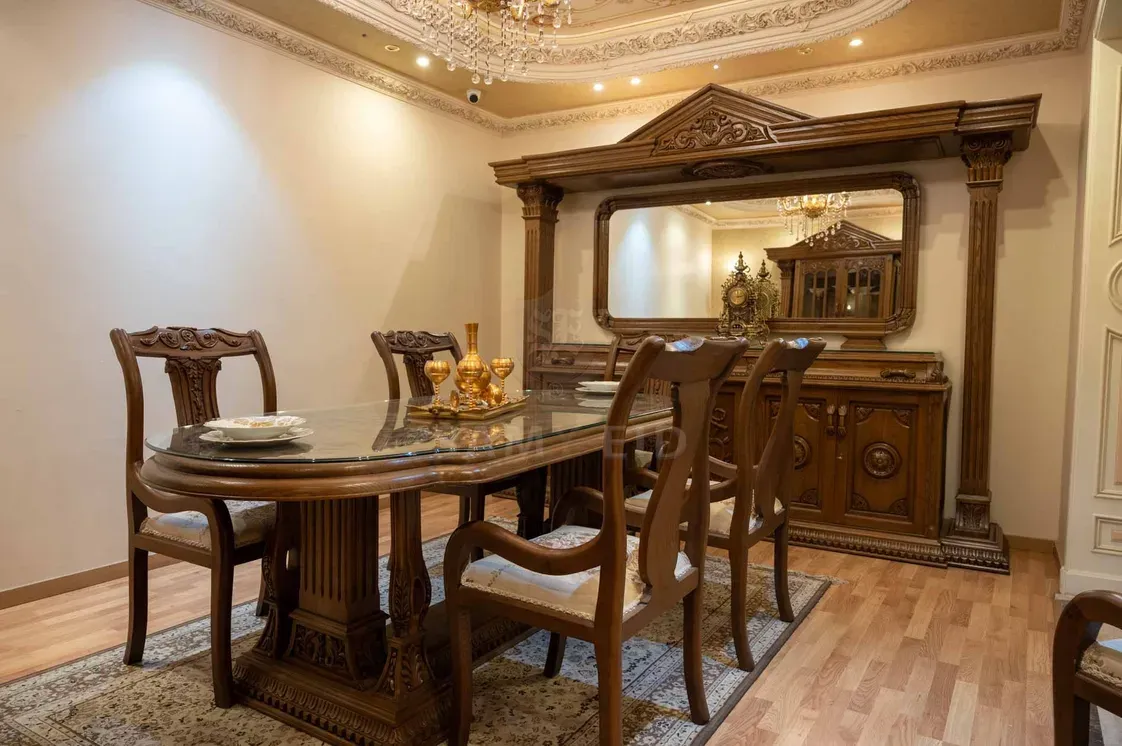 Classic Dining Room - Image 1