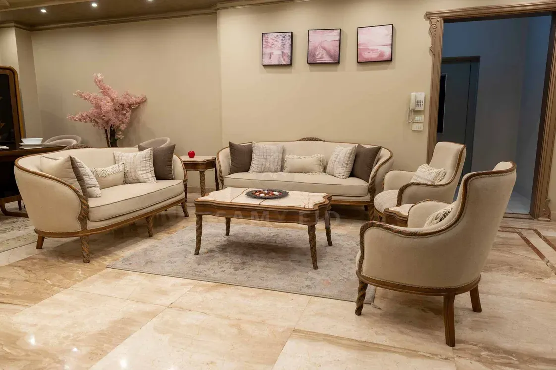 Neo-Classic Salon - Image 1