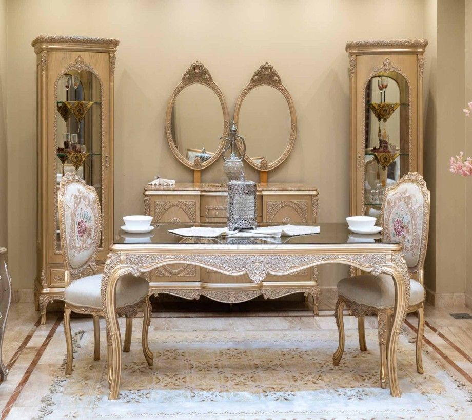 Classic Dining Room - Image 1