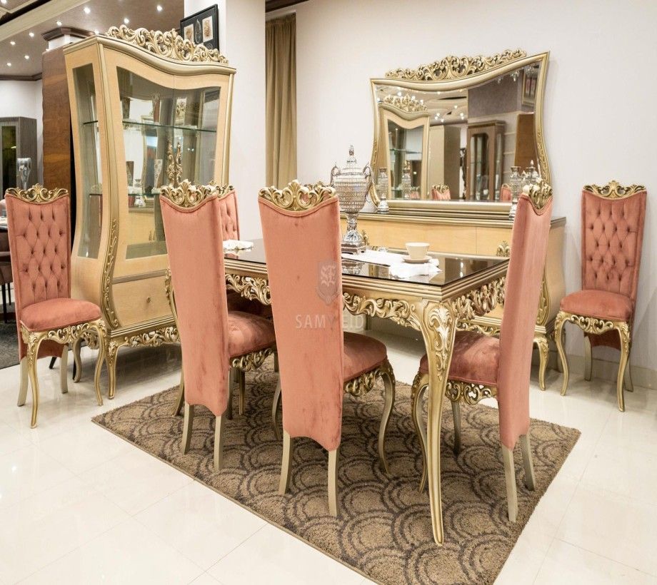 Classic Dining Room - Image 1