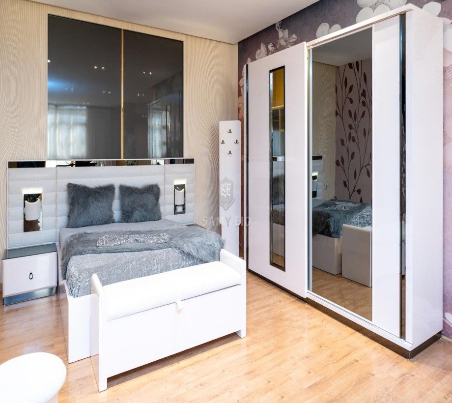 Modern Bedroom - Image 1