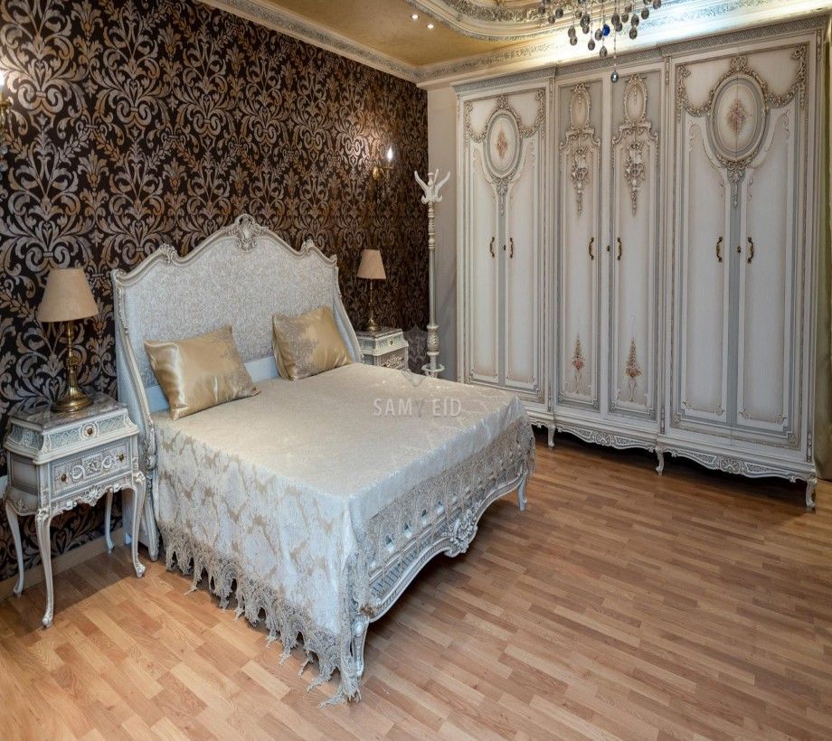 Classic Bedroom - Image 1